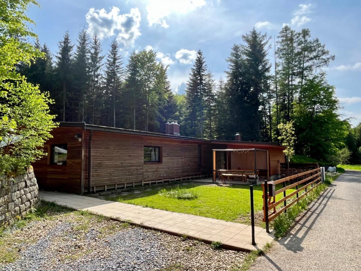 Lesni Chata Mikulovice Mikulovice  Exterior photo